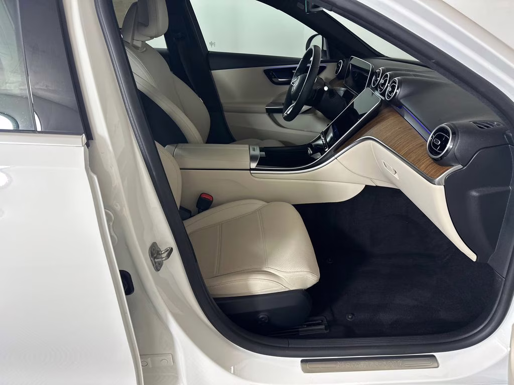 2025 Polar White Mercedes-Benz C-Class C 300 RWD Sedan
