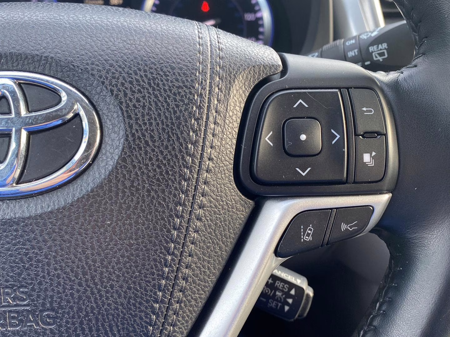 2017 Predawn Gray Mica Toyota Highlander Limited AWD SUV