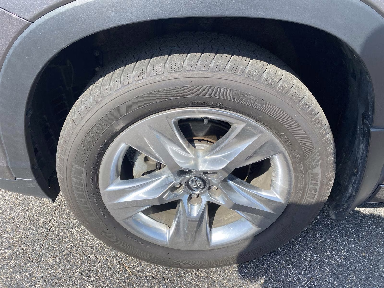 2017 Predawn Gray Mica Toyota Highlander Limited AWD SUV