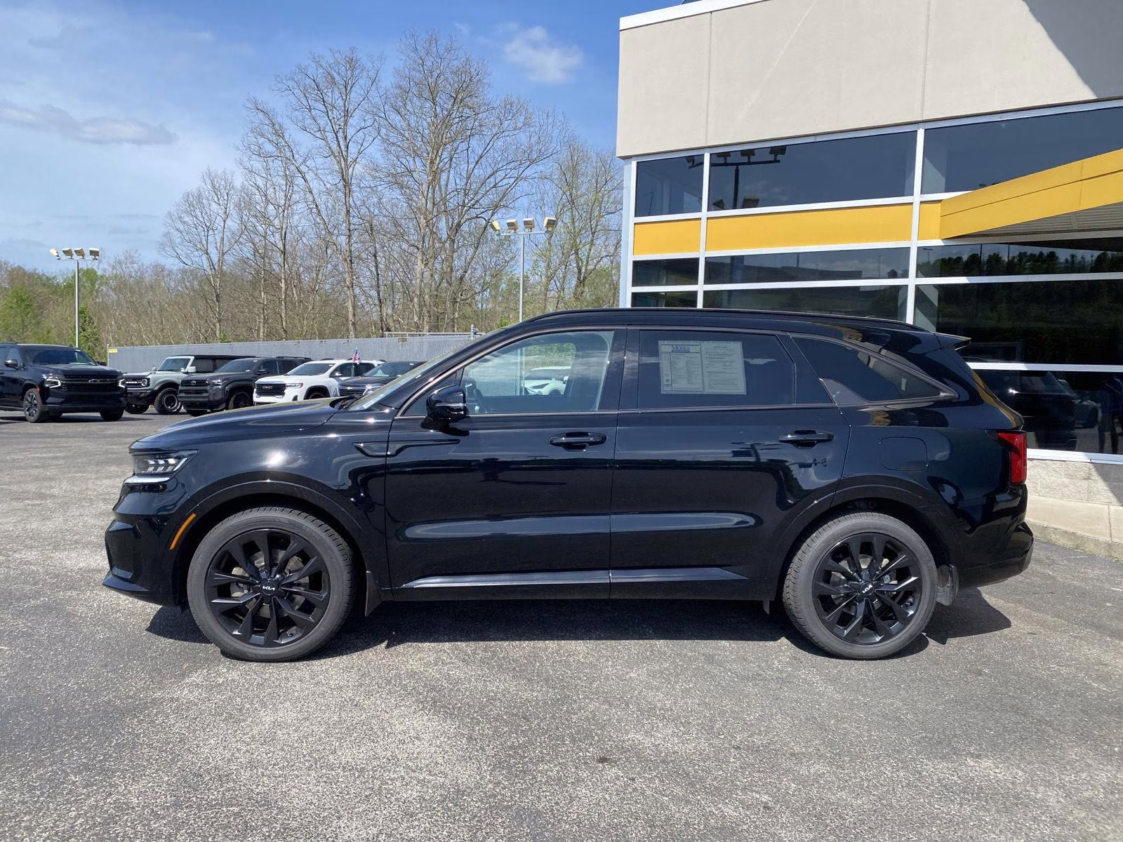 2022 Ebony Black Kia Sorento SX FWD SUV