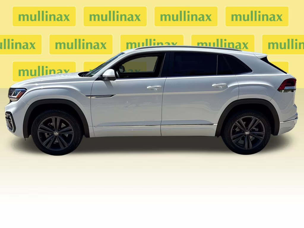 2021 Pure White Volkswagen Atlas Cross Sport 3.6L V6 SE w/Technology R-Line FWD SUV