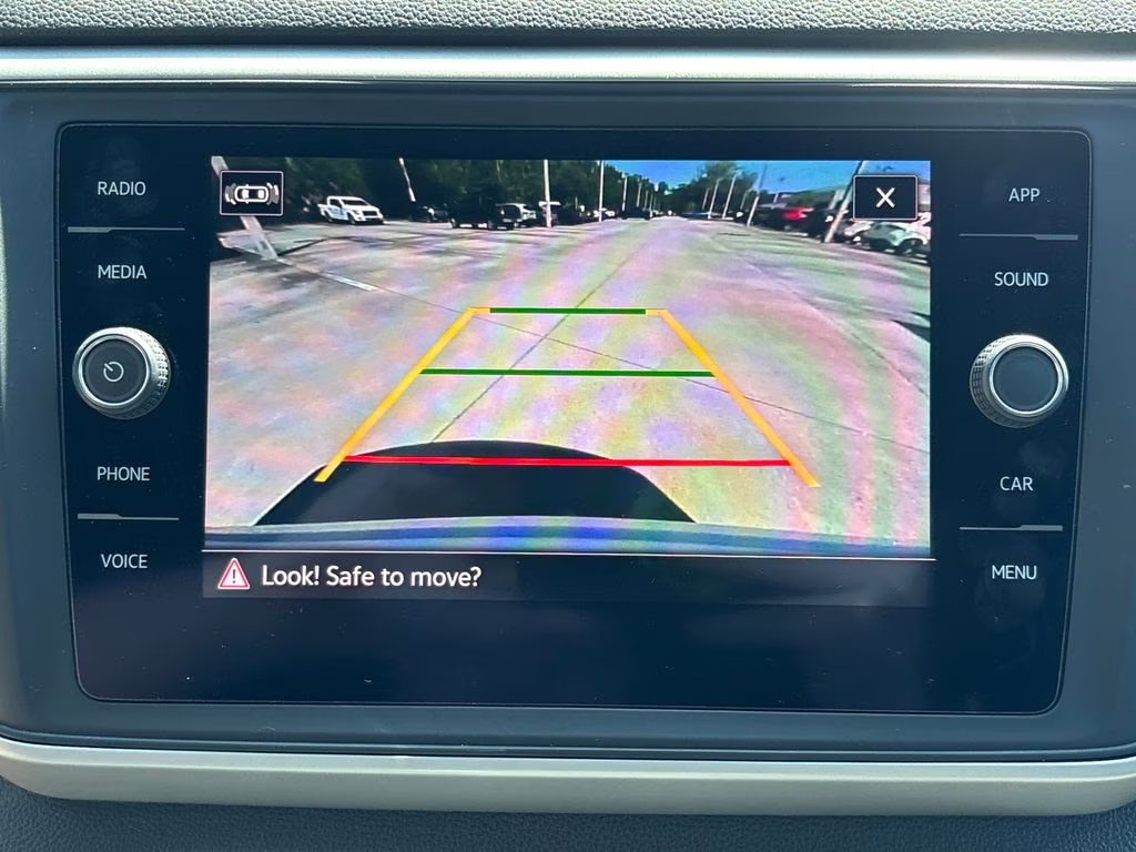 2021 Pure White Volkswagen Atlas Cross Sport 3.6L V6 SE w/Technology R-Line FWD SUV