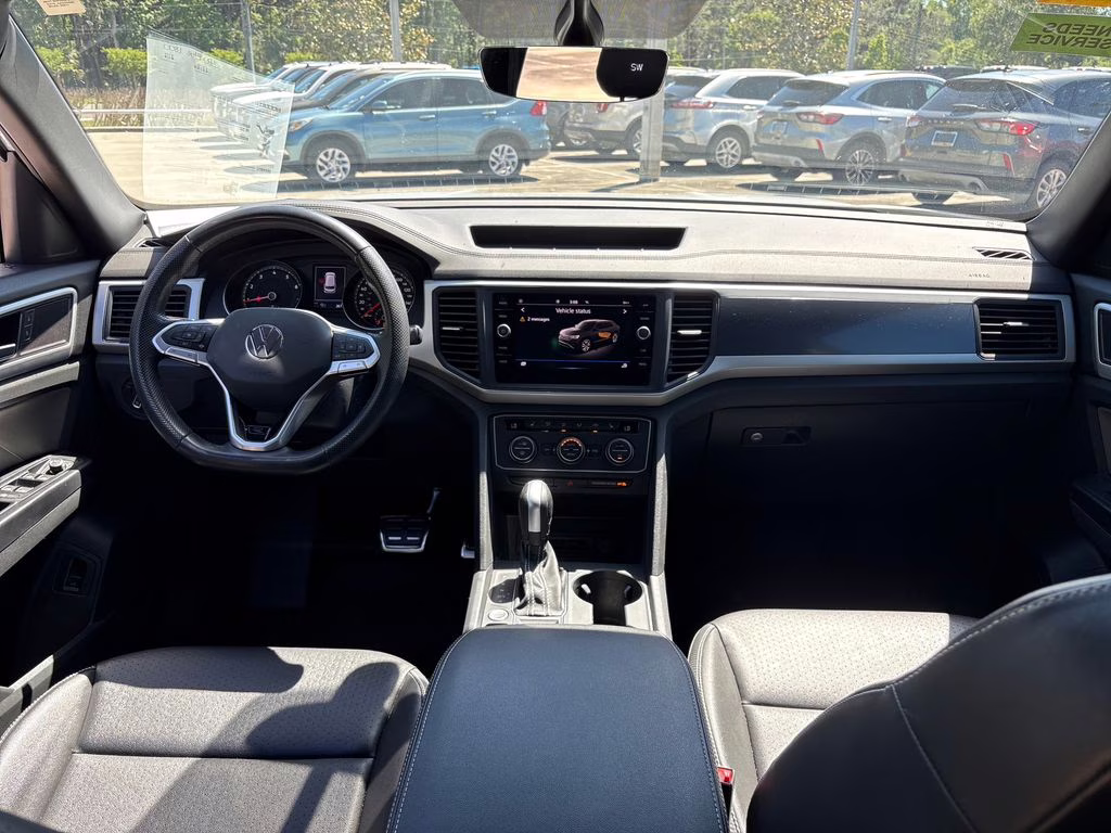 2021 Pure White Volkswagen Atlas Cross Sport 3.6L V6 SE w/Technology R-Line FWD SUV