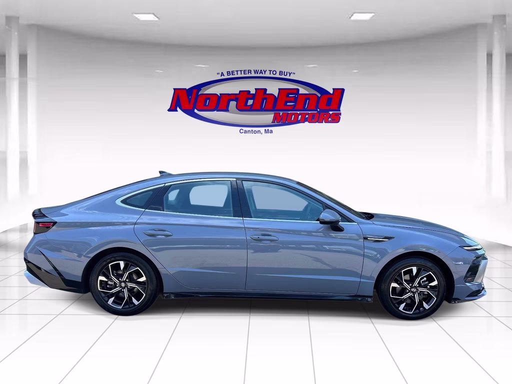 2025 Transmission Blue Hyundai Sonata SEL FWD Sedan
