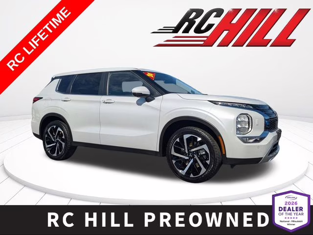 2024 White Diamond Mitsubishi Outlander SE AWD SUV