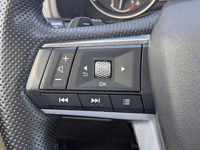 2024 White Diamond Mitsubishi Outlander SE AWD SUV