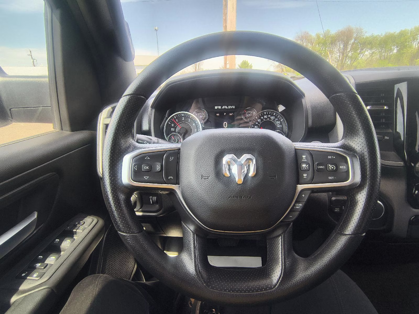 2025 Diamond Black Crystal Pearlcoat Ram 1500 Tradesman 4X4 Truck