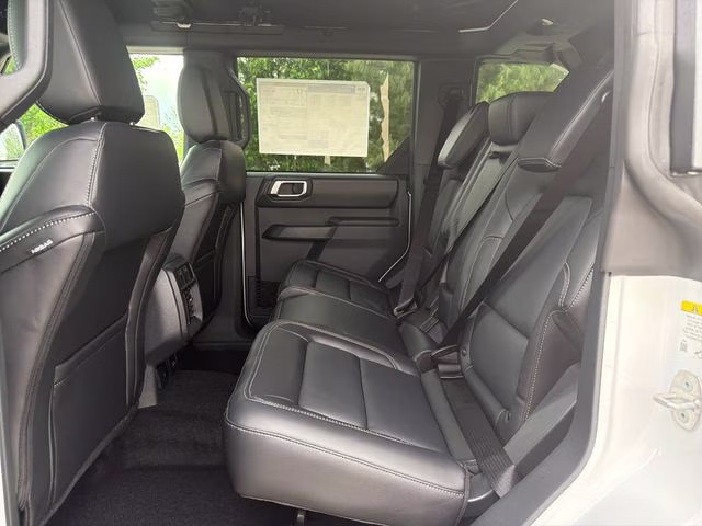 2026 Oxford White Ford Bronco Outer Banks 4X4 SUV