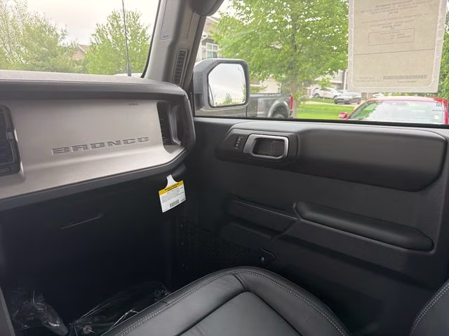 2026 Oxford White Ford Bronco Outer Banks 4X4 SUV