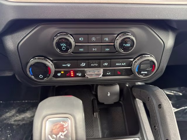 2026 Oxford White Ford Bronco Outer Banks 4X4 SUV