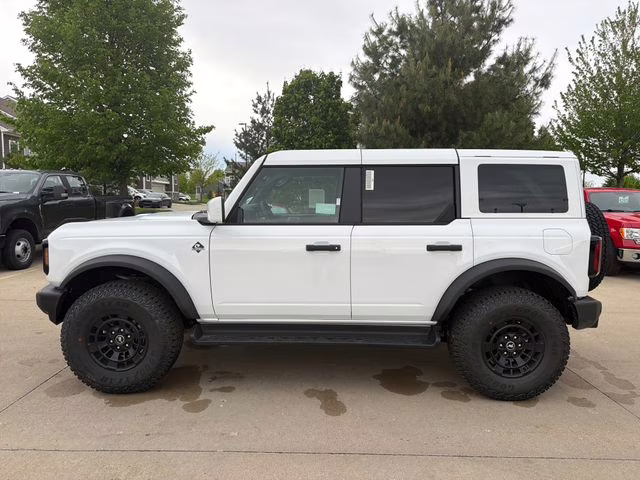 2026 Oxford White Ford Bronco Outer Banks 4X4 SUV