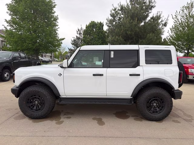 2026 Oxford White Ford Bronco Outer Banks 4X4 SUV