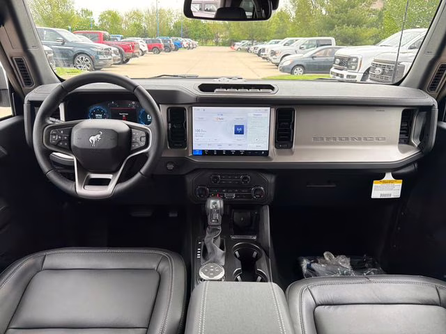2026 Avalanche Gray Ford Bronco Outer Banks 4X4 SUV