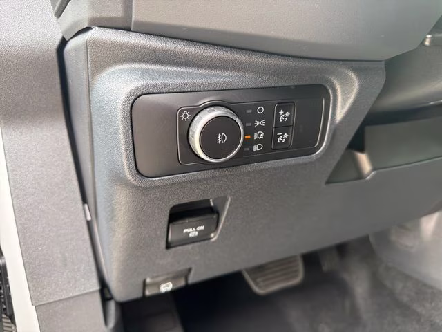 2026 Avalanche Gray Ford Bronco Outer Banks 4X4 SUV