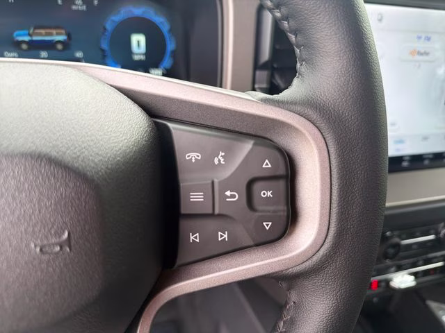 2026 Avalanche Gray Ford Bronco Outer Banks 4X4 SUV