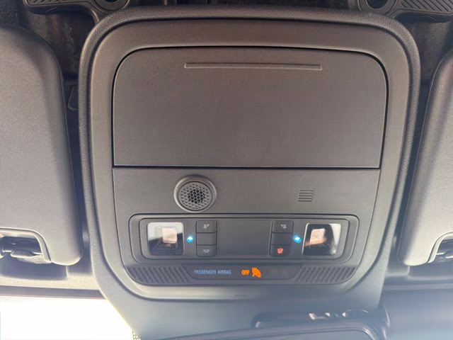 2026 Avalanche Gray Ford Bronco Outer Banks 4X4 SUV
