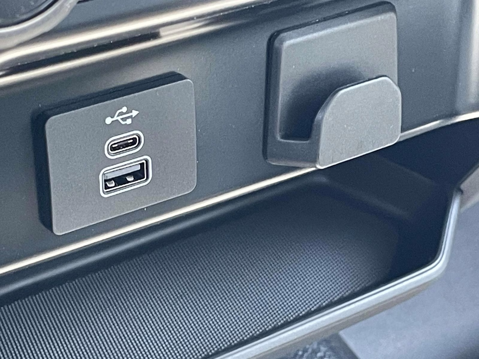 2026 Oxford White Ford F-150 XL 4X4 Truck