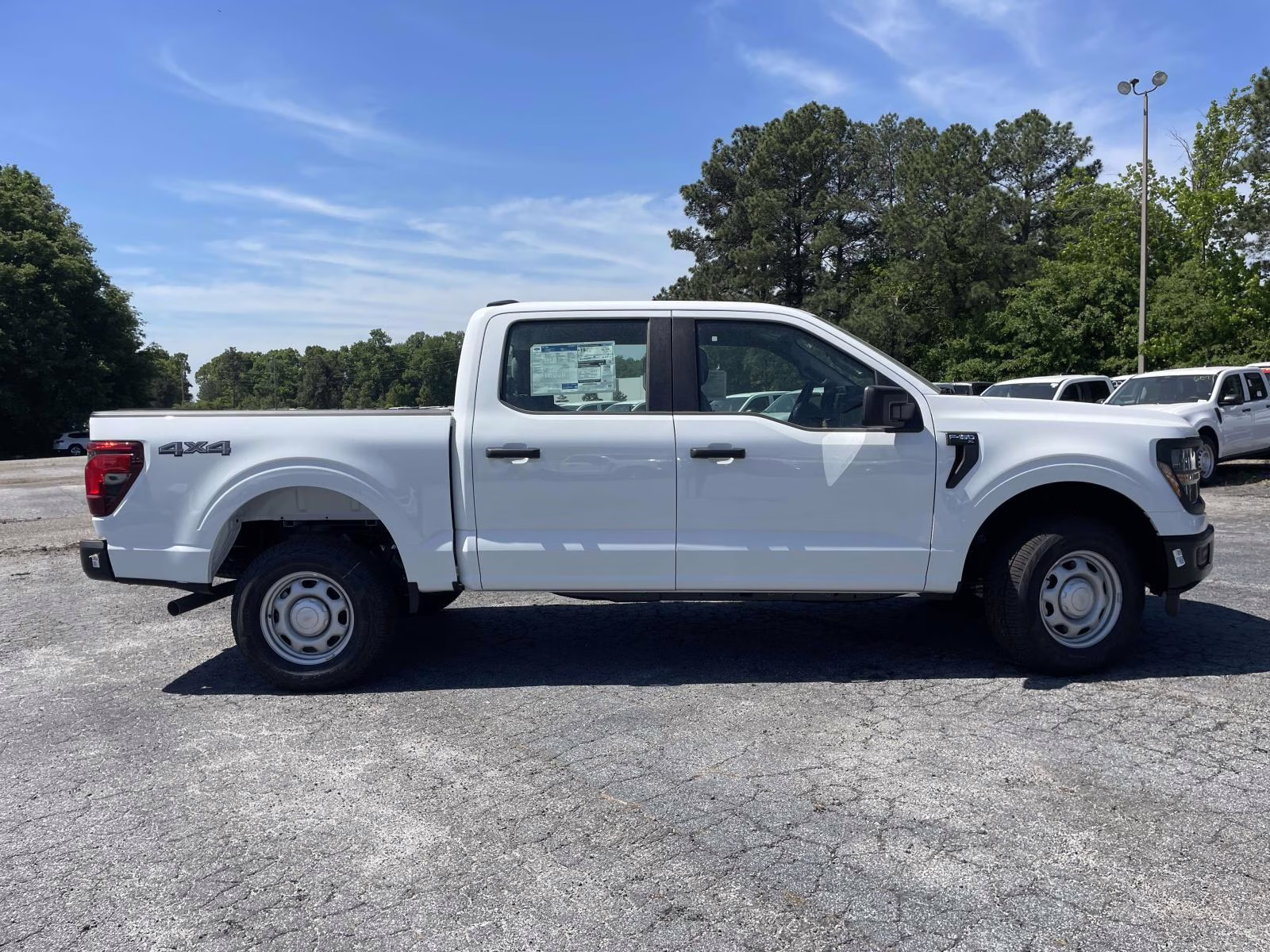 2026 Oxford White Ford F-150 XL 4X4 Truck