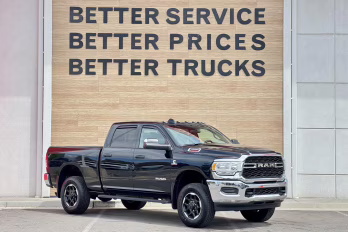 2022 Diamond Black Crystal Pearlcoat Ram 3500 Tradesman 4X4 Truck