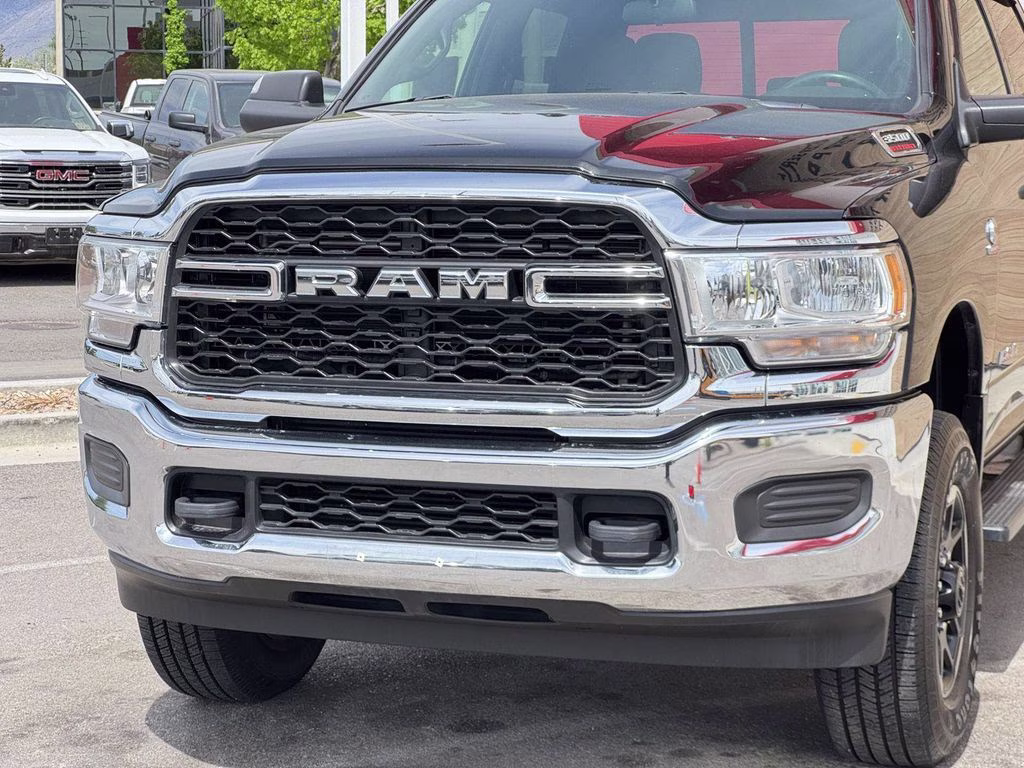 2022 Diamond Black Crystal Pearlcoat Ram 3500 Tradesman 4X4 Truck