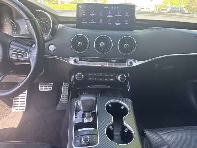 2022 Snow White Pearl Kia Stinger GT2 AWD Sedan