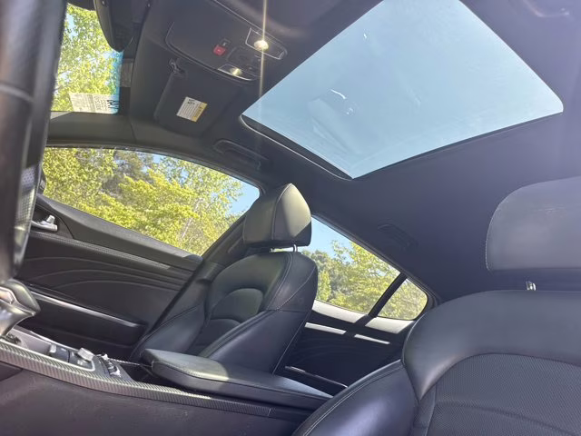 2022 Snow White Pearl Kia Stinger AWD Sedan