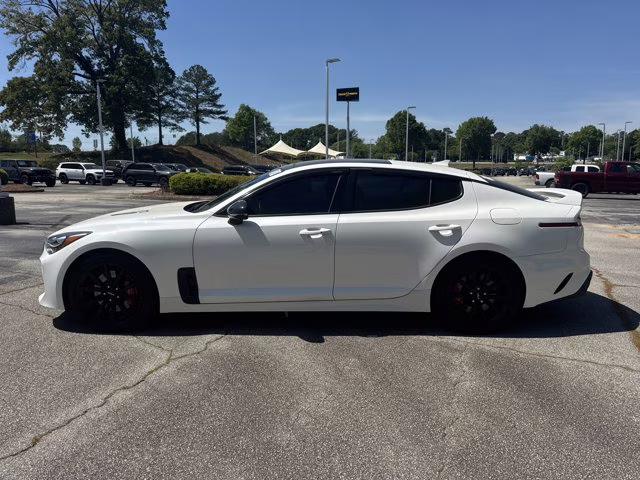 2022 Snow White Pearl Kia Stinger AWD Sedan