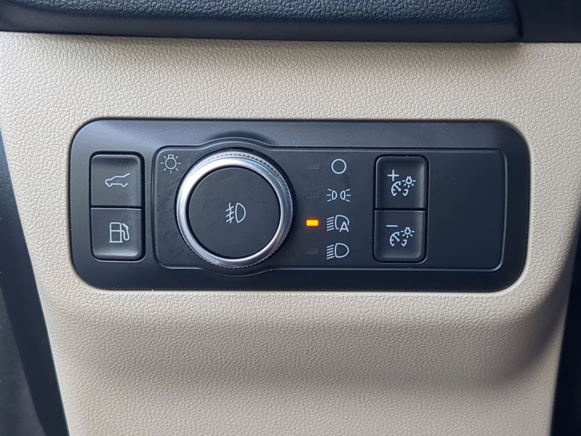 2020 Desert Gold Metallic Ford Escape Titanium Hybrid FWD SUV