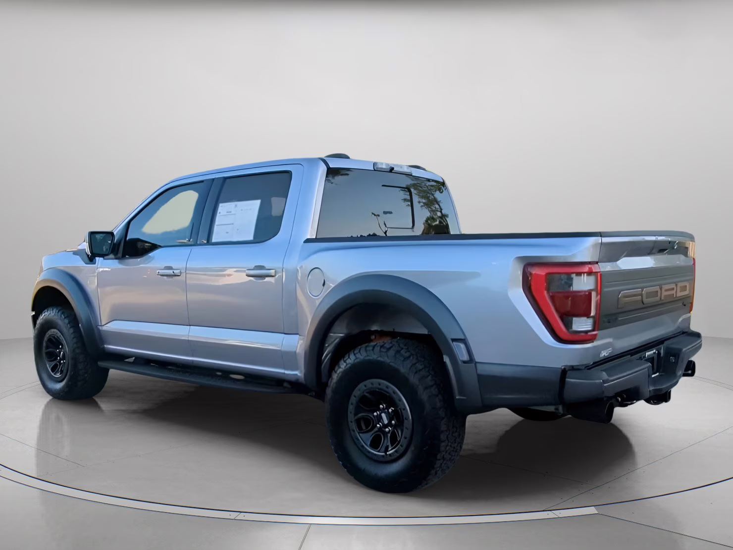 2023 Iconic Silver Metallic Ford F-150 Raptor Crew Cab Pickup 4X4 Truck