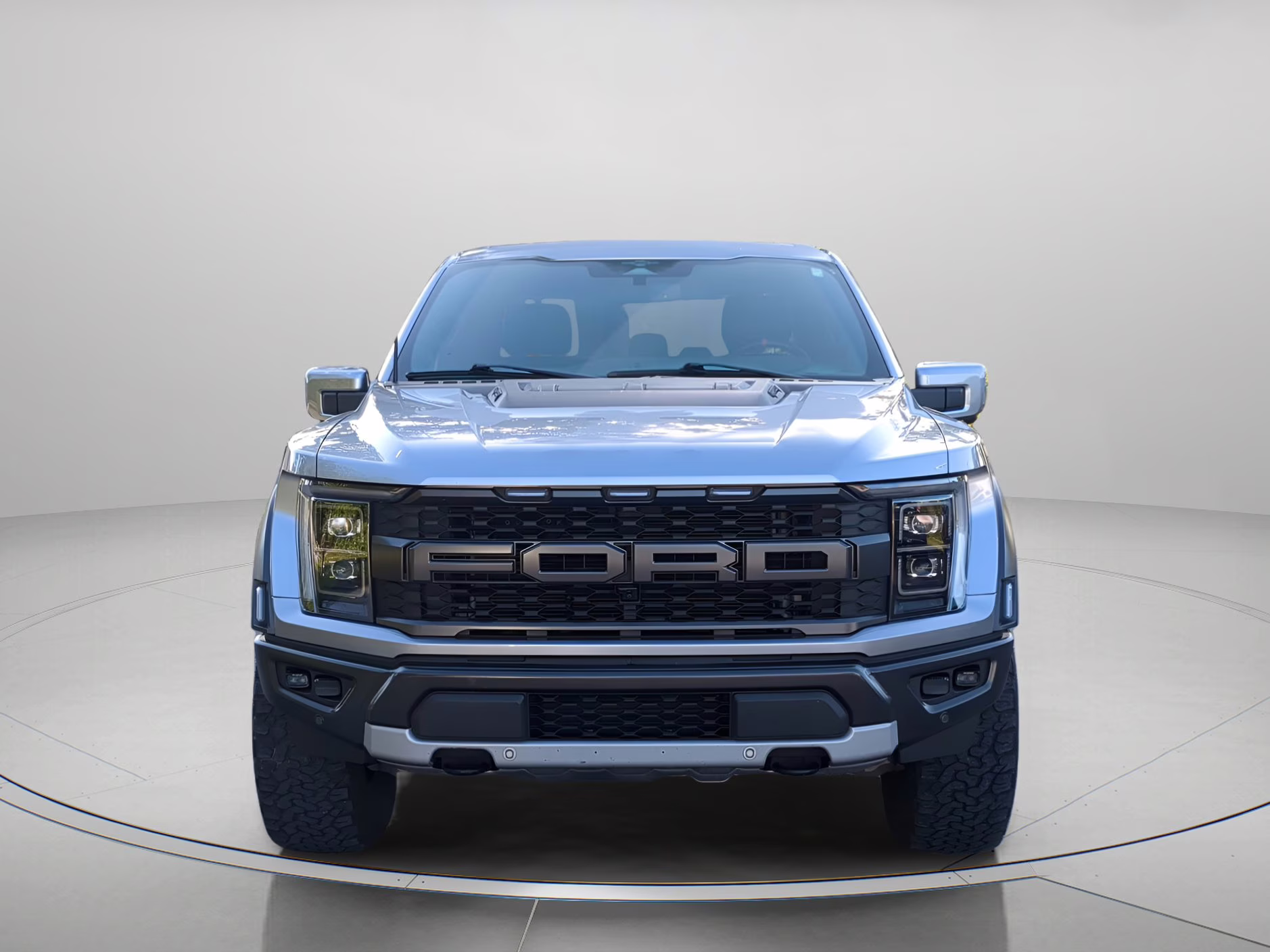 2023 Iconic Silver Metallic Ford F-150 Raptor Crew Cab Pickup 4X4 Truck