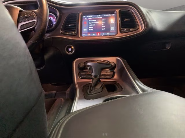 2020 Octane Red Pearlcoat Dodge Challenger R/T RWD Coupe