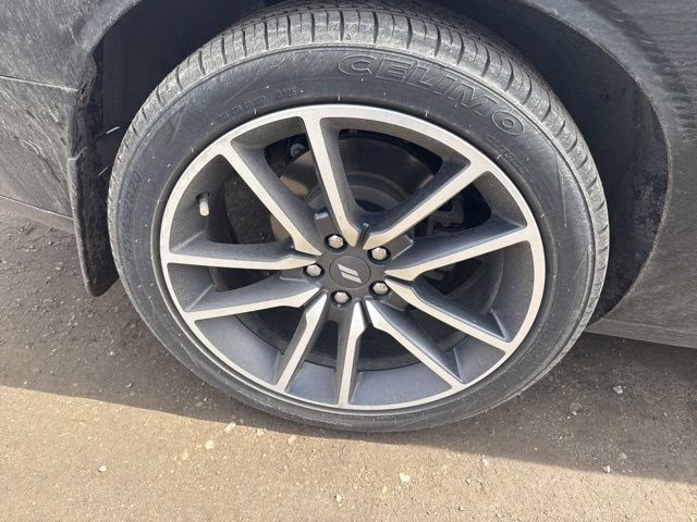 2020 Octane Red Pearlcoat Dodge Challenger R/T RWD Coupe