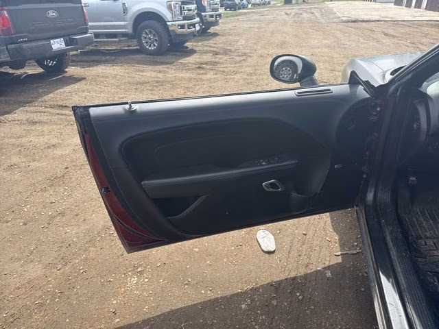 2020 Octane Red Pearlcoat Dodge Challenger R/T RWD Coupe