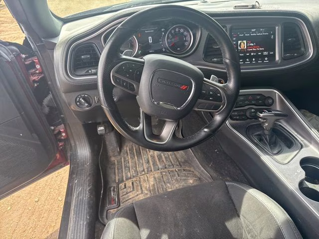 2020 Octane Red Pearlcoat Dodge Challenger R/T RWD Coupe