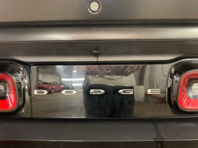2020 Octane Red Pearlcoat Dodge Challenger R/T RWD Coupe