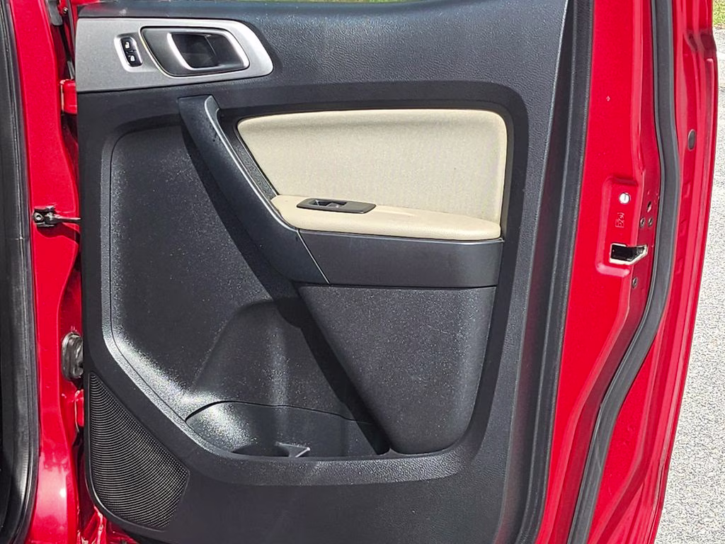 2020 Rapid Red Metallic Tinted Clearcoat Ford Ranger XLT RWD Truck