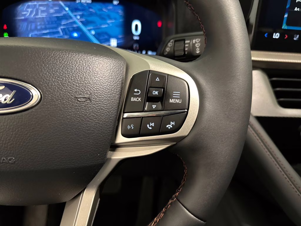 2026 Agate Black Metallic Ford Explorer Active RWD SUV