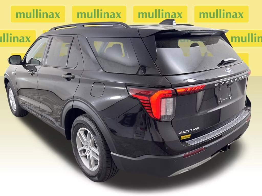 2026 Agate Black Metallic Ford Explorer Active RWD SUV
