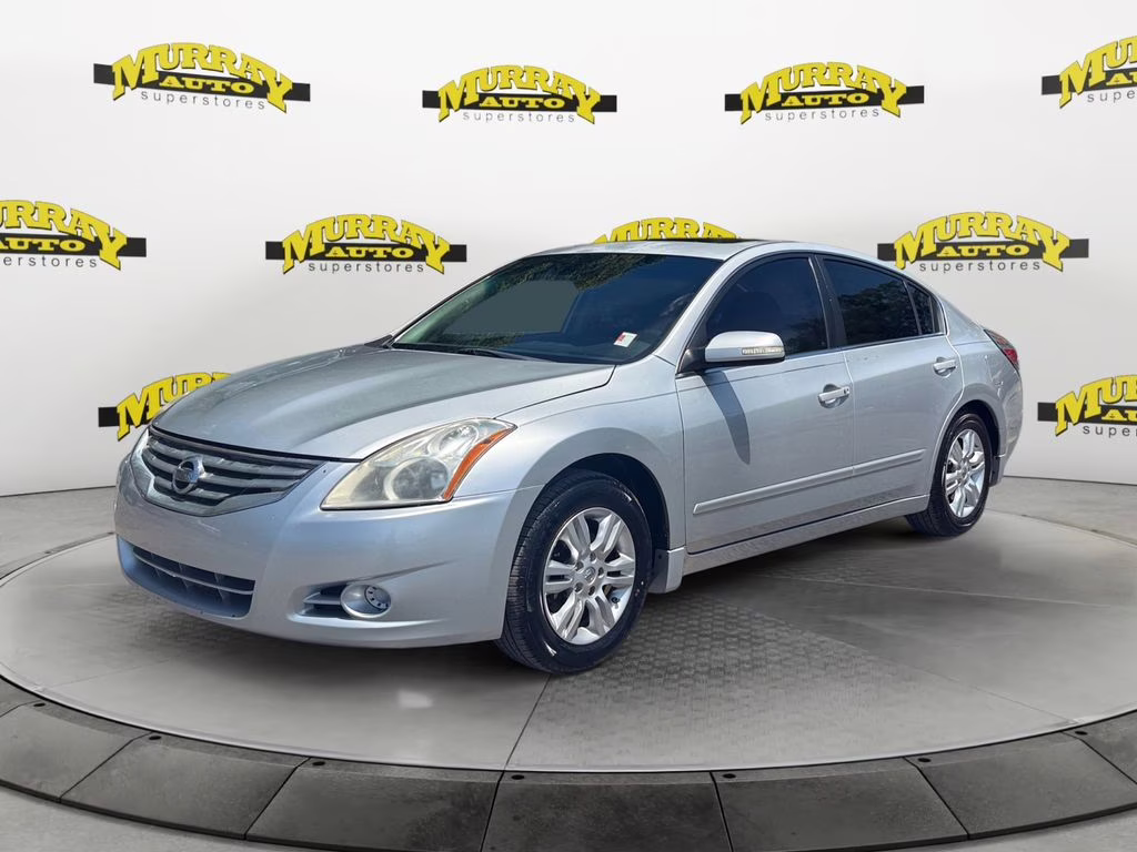 2012 Brilliant Silver Metallic Nissan Altima 2.5 SL FWD Sedan
