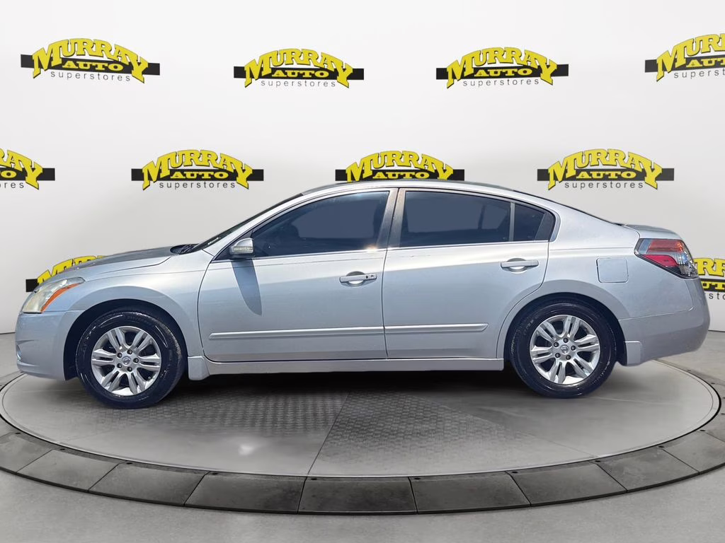 2012 Brilliant Silver Metallic Nissan Altima 2.5 SL FWD Sedan