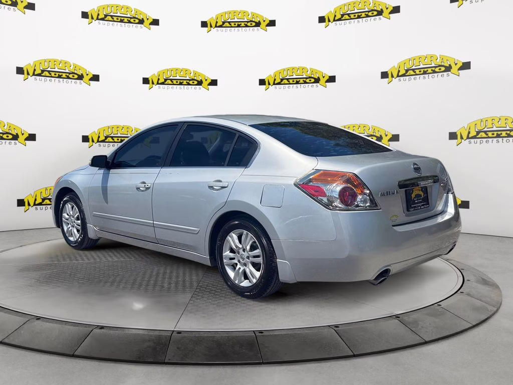 2012 Brilliant Silver Metallic Nissan Altima 2.5 SL FWD Sedan