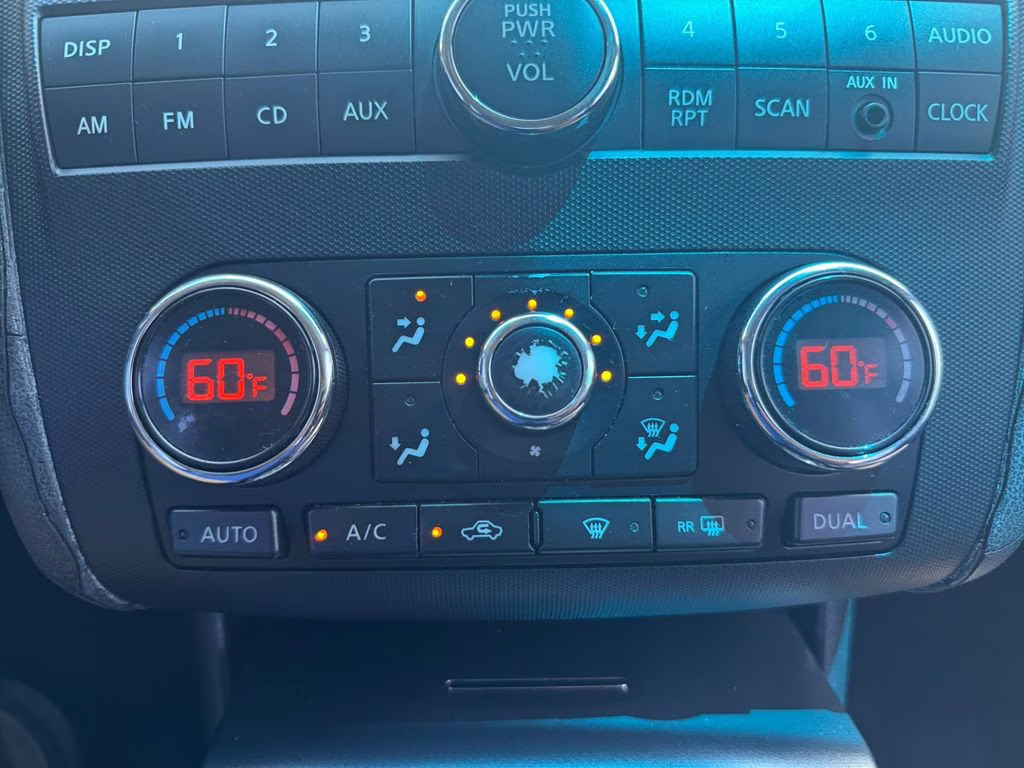 2012 Brilliant Silver Metallic Nissan Altima 2.5 SL FWD Sedan