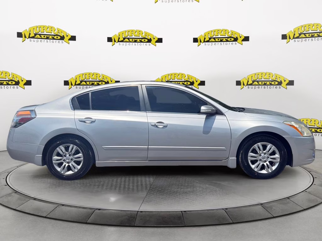 2012 Brilliant Silver Metallic Nissan Altima 2.5 SL FWD Sedan