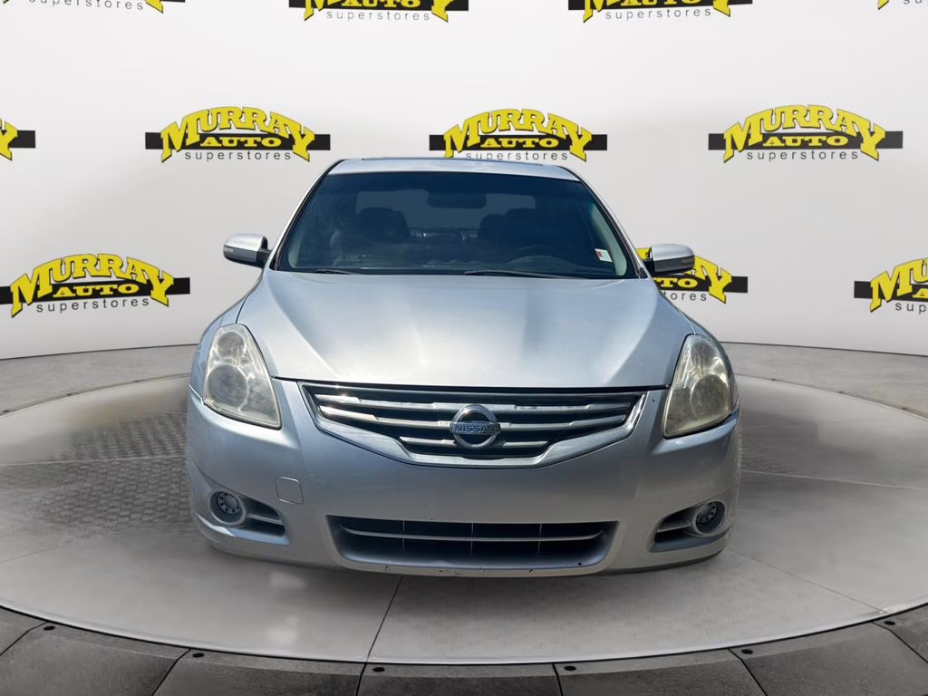 2012 Brilliant Silver Metallic Nissan Altima 2.5 SL FWD Sedan
