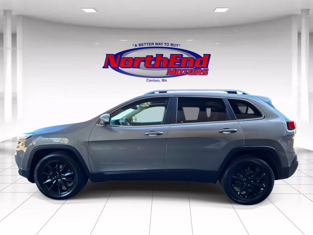 2016 Light Brownstone Pearlcoat Jeep Cherokee Limited 4X4 SUV
