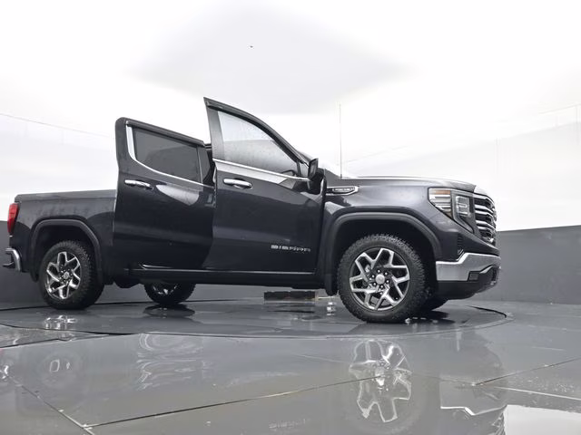 2022 Titanium Rush Metallic GMC Sierra 1500 SLT 4X4 Truck
