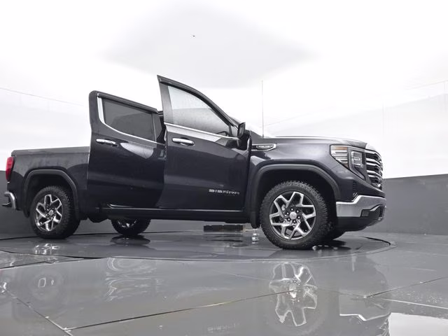 2022 Titanium Rush Metallic GMC Sierra 1500 SLT 4X4 Truck