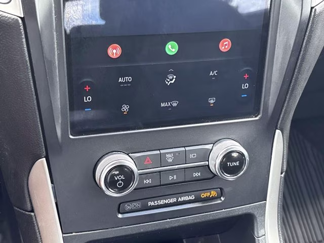2024 Black Metallic Ford Edge SE AWD SUV
