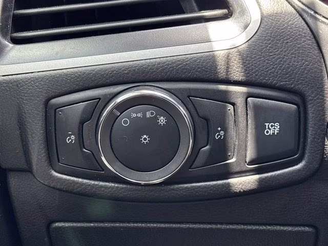 2024 Black Metallic Ford Edge SE AWD SUV