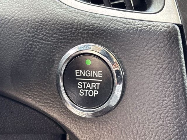 2024 Black Metallic Ford Edge SE AWD SUV